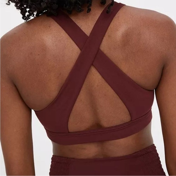 OFFLINE By Aerie Real Me Ruched Sports Bra NWT - Picture 2 of 3